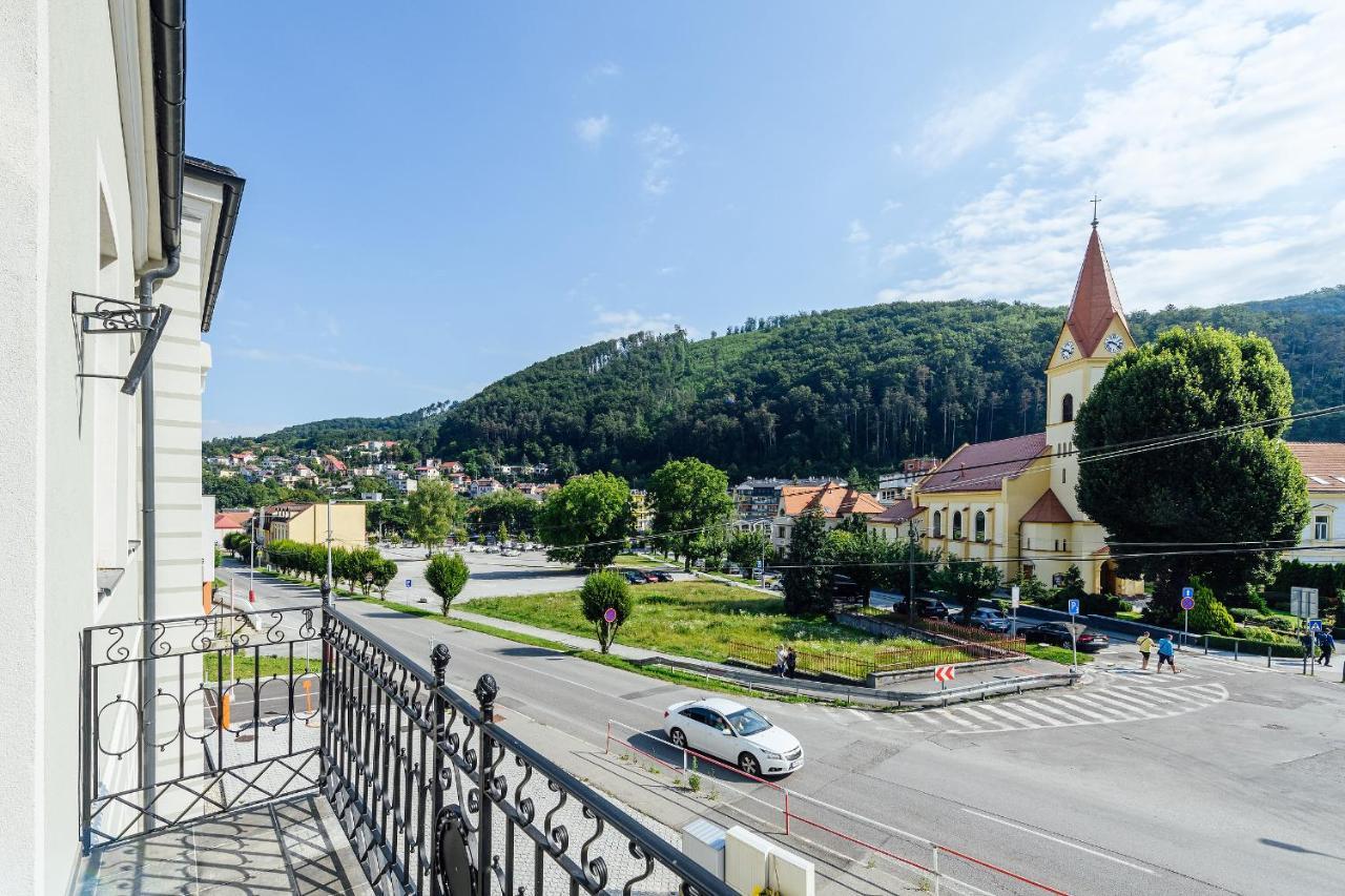 Apartmanovy Dom Grand - Contactless Check In Trenczyńskie Cieplice Zewnętrze zdjęcie